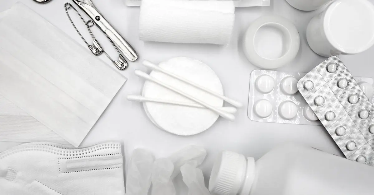 Les dangers des fournitures médicales périmées et comment les éviter
